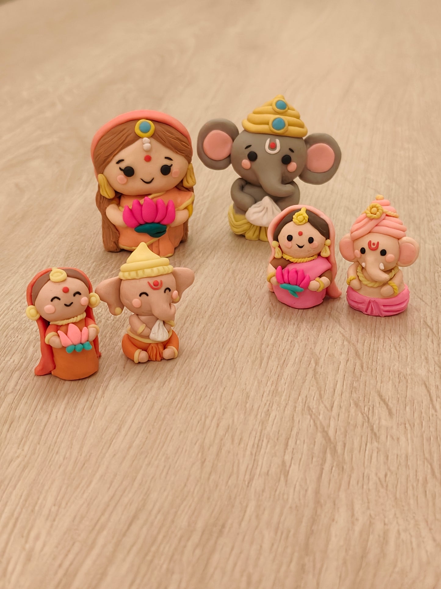 Pink Ganesh Laxmi Miniature figures, dolls, collectibles, idols, set / single