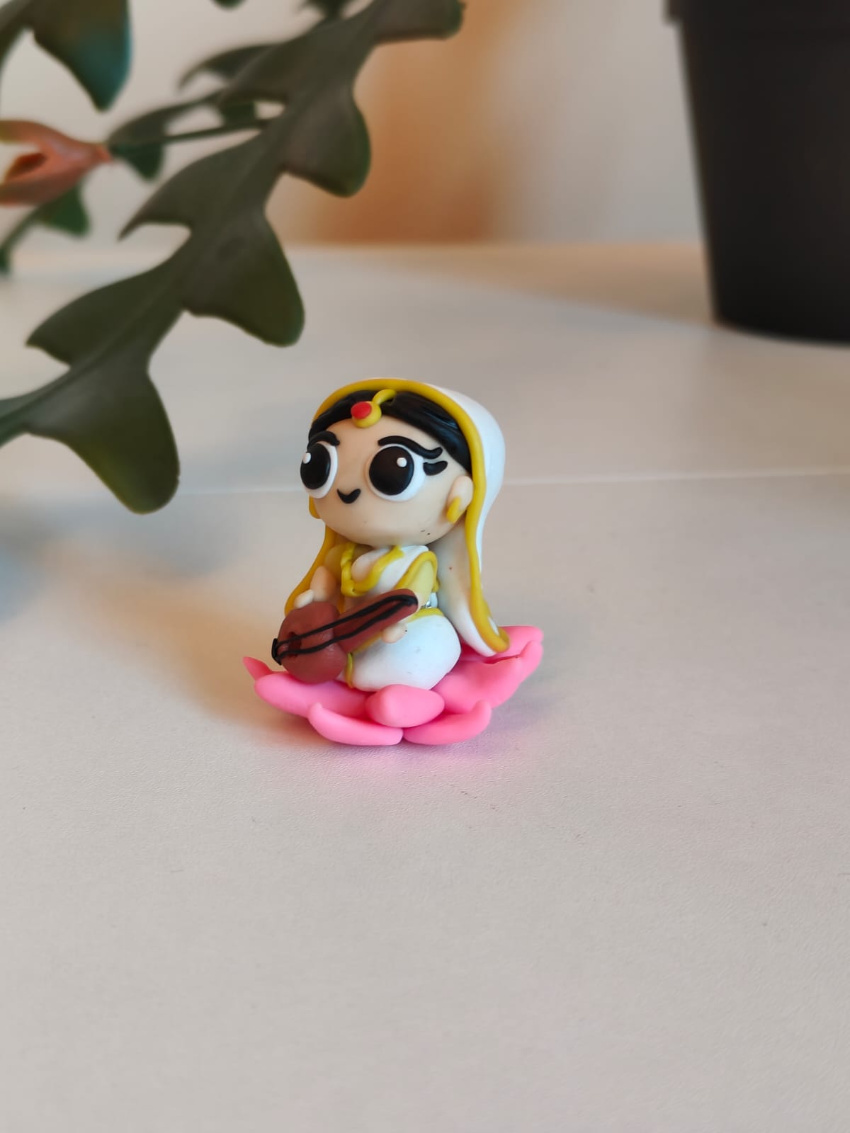 Saraswati Figure Figurine Idol on Lotus