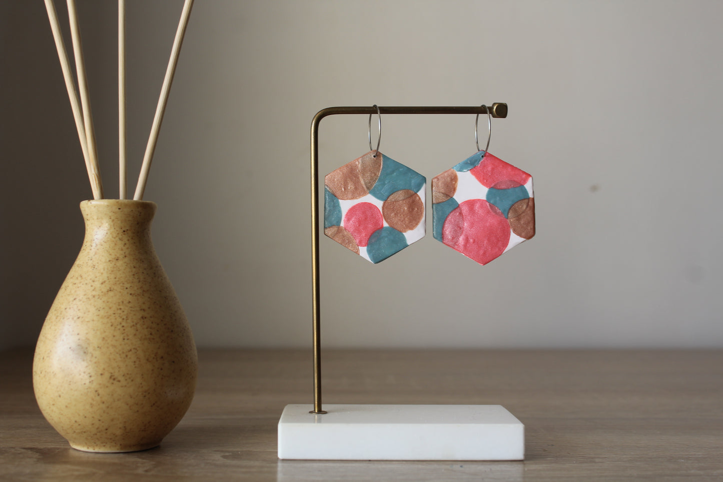 Happiness earrings hoops