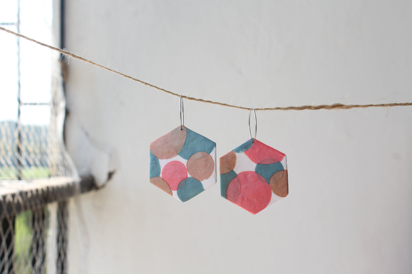 Happiness earrings hoops