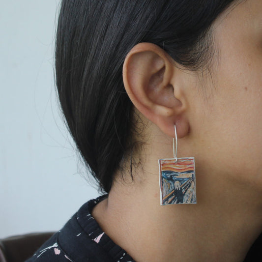 The Scream earrings hoops