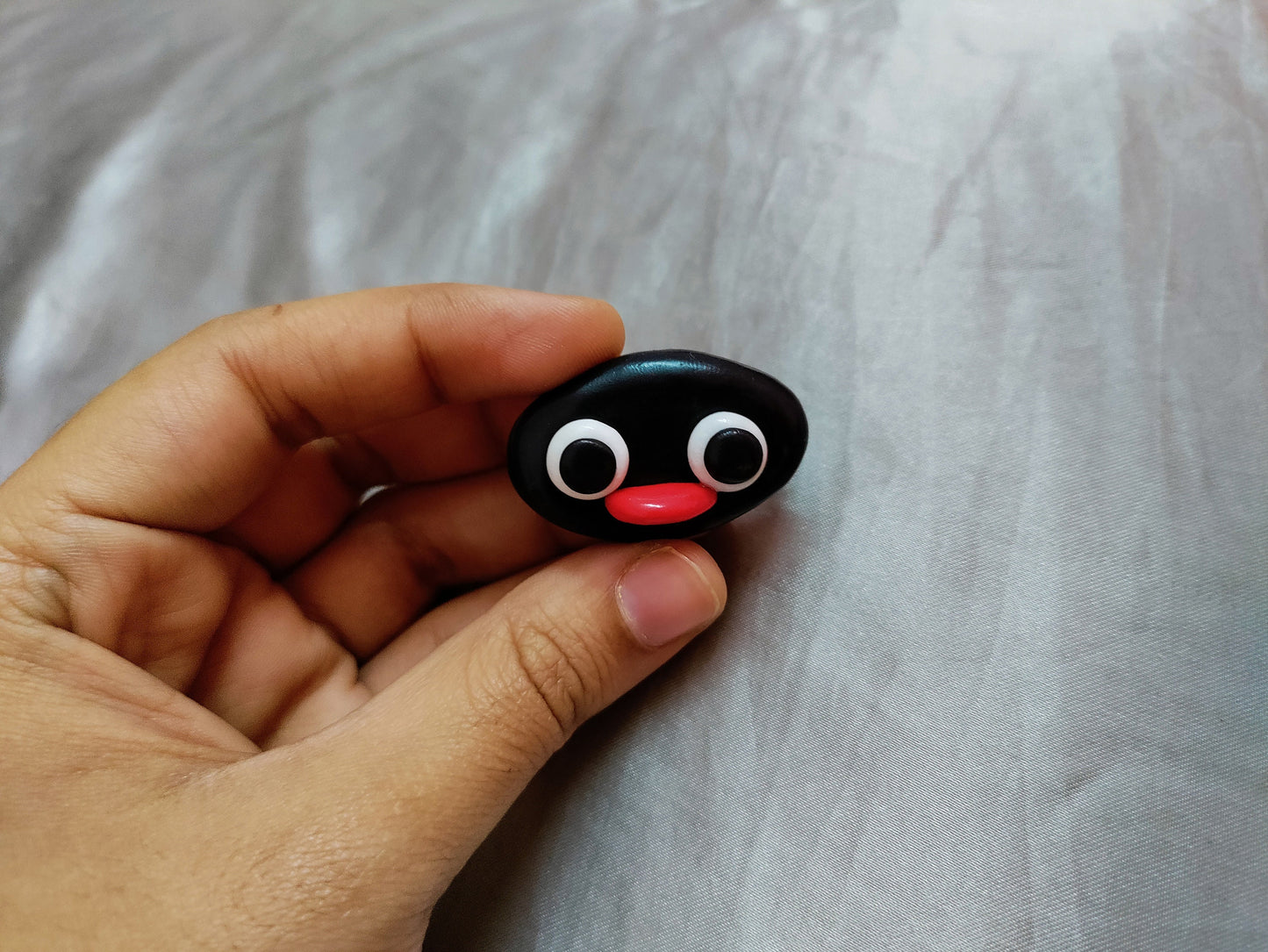 Pingu head broach, earrings, keychain broach, pins, clips, studs, 90s kids