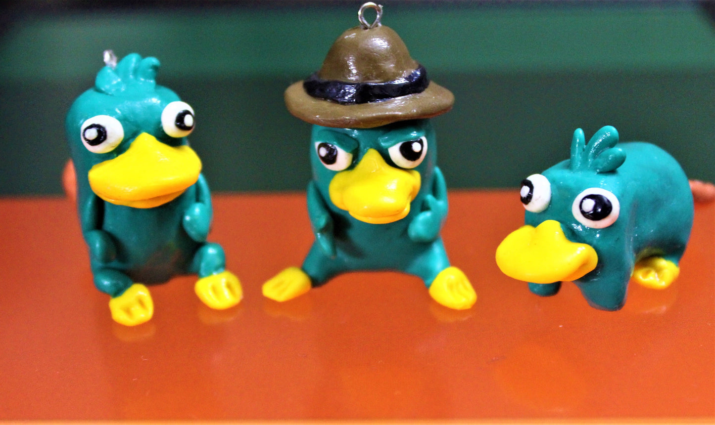 Platypus Perry Keychain/ Agent P figure, figurine, dolls, toys collectable/ earrings/ Phineas and Ferb