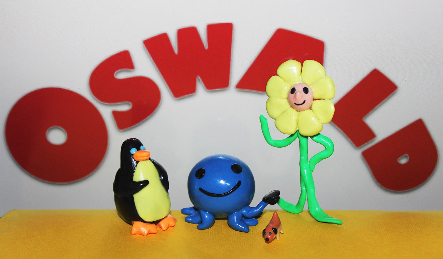 Daisy Figure figurine doll Oswald Henry weenie toy miniature